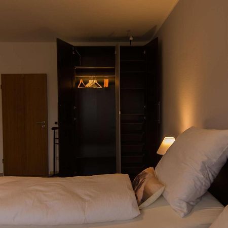 Ferienwohnung 'Zimmer Frei' Gelsenkirchen Buitenkant foto