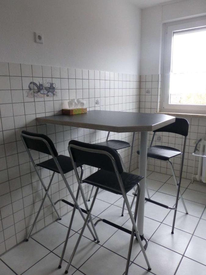 Ferienwohnung 'Zimmer Frei' Gelsenkirchen Buitenkant foto