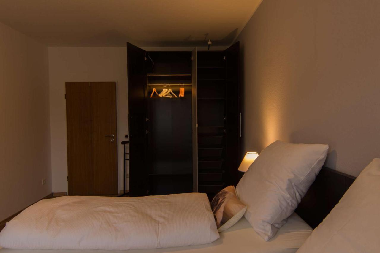 Ferienwohnung 'Zimmer Frei' Gelsenkirchen Buitenkant foto